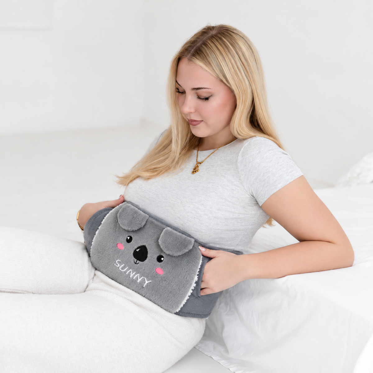 Sıcak Koala Setinin peluş kemer ve torba detayları
